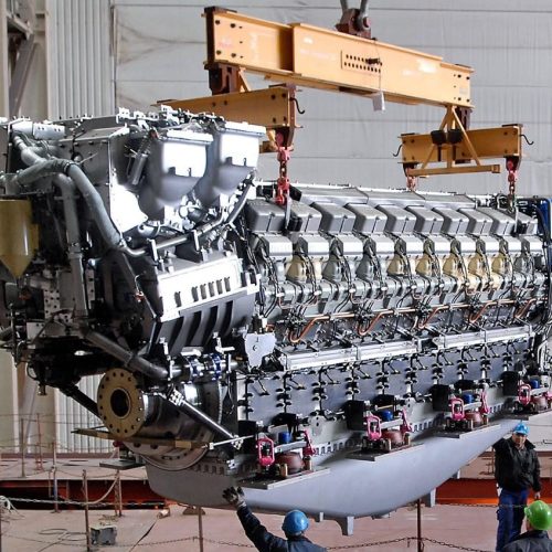 تصنيع-المحركات-min